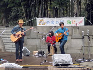 駅前ライブ